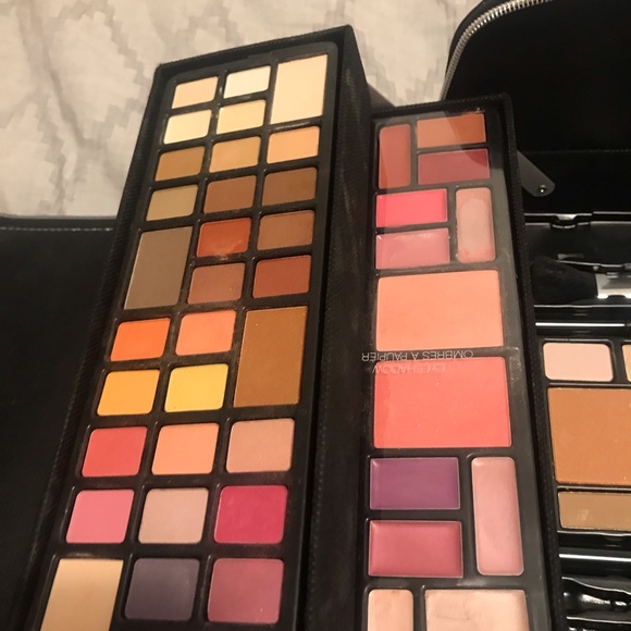 Makeup - Picture 4 of 5